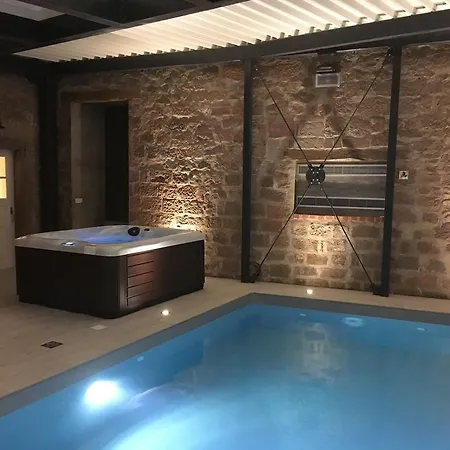 Guest House & Spa Tour Des Remparts Villa *